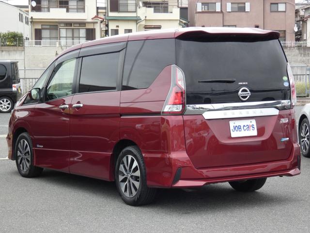 セレナ ハイウェイスター　両側パワースライドドア　純正ナビ　フルセグ　ＥＴＣ　全周囲カメラ　ドライブレコーダー　前後ソナー　クルーズコントロール　純正１６インチＡＷ　パーソナルテーブル　ロールサンシェード　ＵＳＢ端子　禁煙車（17枚目）