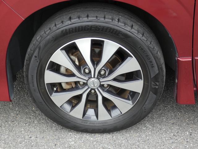 セレナ ハイウェイスター　両側パワースライドドア　純正ナビ　フルセグ　ＥＴＣ　全周囲カメラ　ドライブレコーダー　前後ソナー　クルーズコントロール　純正１６インチＡＷ　パーソナルテーブル　ロールサンシェード　ＵＳＢ端子　禁煙車（30枚目）