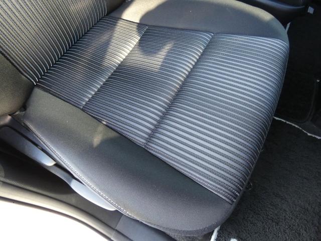 ヴォクシー ZS 煌II 両側パワスラ 純正9インチナビ フルセグ バックカメラ ETC 衝突軽減 レーンキープ クルコン ソナー LEDヘッドライト 前後ドラレコ プッシュスタート 純正16インチAW Bluetooth接続(46枚目)