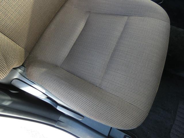 シエンタ Ｇ　ナビレディパッケージ　両側パワスラ　純正ナビ　ＴＶ視聴可　Ｂｌｕｅｔｏｏｔｈ　ドライブレコーダー　ウォークスルー　禁煙車　スマートキー（42枚目）