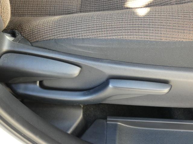 シエンタ Ｇ　ナビレディパッケージ　両側パワスラ　純正ナビ　ＴＶ視聴可　Ｂｌｕｅｔｏｏｔｈ　ドライブレコーダー　ウォークスルー　禁煙車　スマートキー（43枚目）