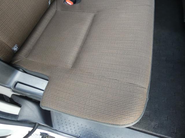 シエンタ Ｇ　ナビレディパッケージ　両側パワスラ　純正ナビ　ＴＶ視聴可　Ｂｌｕｅｔｏｏｔｈ　ドライブレコーダー　ウォークスルー　禁煙車　スマートキー（71枚目）