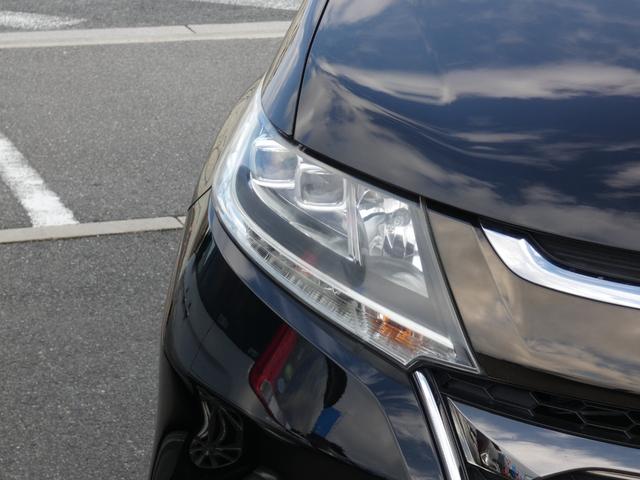 オデッセイ アブソルート・ホンダセンシング　後期　ホンダセンシング　両側パワースライドドア　Ｂカメラ　ＥＴＣ２．０　ドライブレコーダー　アイドリングストップ　オットマン　ＬＥＤヘッドランプ　ハーフレザーシート　パワーシート　純正１７インチＡＷ（20枚目）