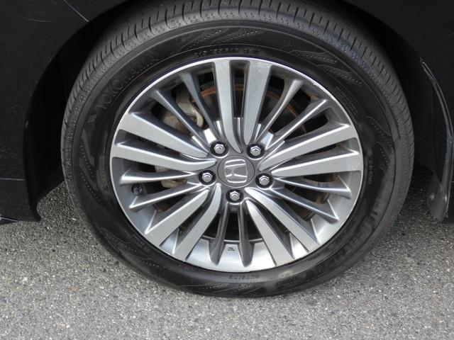 オデッセイ アブソルート・ホンダセンシング　後期　ホンダセンシング　両側パワースライドドア　Ｂカメラ　ＥＴＣ２．０　ドライブレコーダー　アイドリングストップ　オットマン　ＬＥＤヘッドランプ　ハーフレザーシート　パワーシート　純正１７インチＡＷ（32枚目）