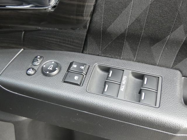 オデッセイ アブソルート・ホンダセンシング　後期　ホンダセンシング　両側パワースライドドア　Ｂカメラ　ＥＴＣ２．０　ドライブレコーダー　アイドリングストップ　オットマン　ＬＥＤヘッドランプ　ハーフレザーシート　パワーシート　純正１７インチＡＷ（55枚目）