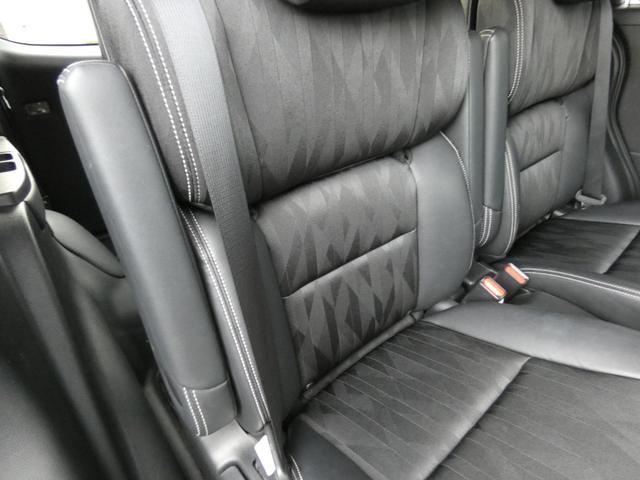 オデッセイ アブソルート・ホンダセンシング　後期　ホンダセンシング　両側パワースライドドア　Ｂカメラ　ＥＴＣ２．０　ドライブレコーダー　アイドリングストップ　オットマン　ＬＥＤヘッドランプ　ハーフレザーシート　パワーシート　純正１７インチＡＷ（69枚目）