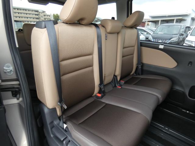 セレナ ハイウェイスターＧ　プロパイロットエディション　プロパイロット　エマージェンシーブレーキ　レーダークルーズコントロール　両側パワスラ　電動Ｐブレーキ　ハーフレザーシート　純正ナビ　フルセグ　バックカメラ　ＥＴＣ　ドラレコ　ＬＥＤヘッドランプ（7枚目）