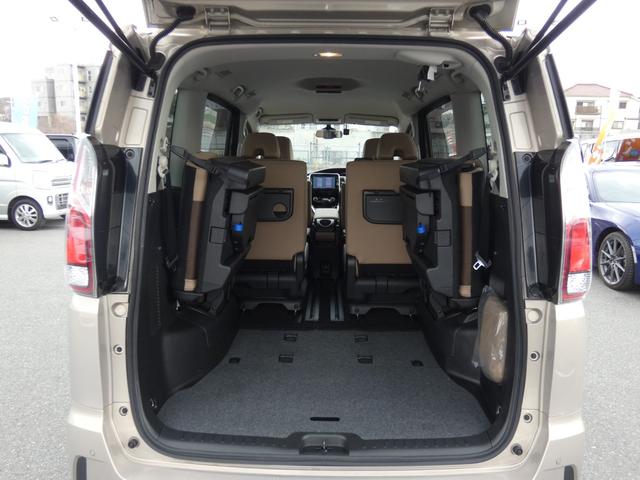 セレナ ハイウェイスターＧ　プロパイロットエディション　プロパイロット　エマージェンシーブレーキ　レーダークルーズコントロール　両側パワスラ　電動Ｐブレーキ　ハーフレザーシート　純正ナビ　フルセグ　バックカメラ　ＥＴＣ　ドラレコ　ＬＥＤヘッドランプ（12枚目）