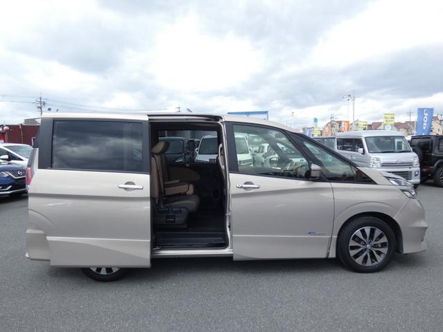 セレナ ハイウェイスターＧ　プロパイロットエディション　プロパイロット　エマージェンシーブレーキ　レーダークルーズコントロール　両側パワスラ　電動Ｐブレーキ　ハーフレザーシート　純正ナビ　フルセグ　バックカメラ　ＥＴＣ　ドラレコ　ＬＥＤヘッドランプ（20枚目）