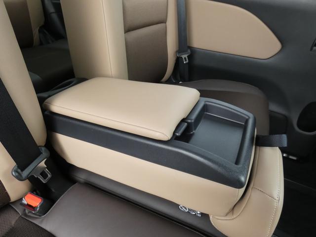 セレナ ハイウェイスターＧ　プロパイロットエディション　プロパイロット　エマージェンシーブレーキ　レーダークルーズコントロール　両側パワスラ　電動Ｐブレーキ　ハーフレザーシート　純正ナビ　フルセグ　バックカメラ　ＥＴＣ　ドラレコ　ＬＥＤヘッドランプ（68枚目）