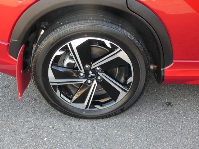 エクリプスクロスPHEV P e-アシスト マイパイロット 360度カメラ HUD スマートフォン連携ナビ フルセグ ハーフレザーシート シートヒーター パワーバックドア LEDヘッドランプ 電動Pブレーキ 充電ケーブル(32枚目)