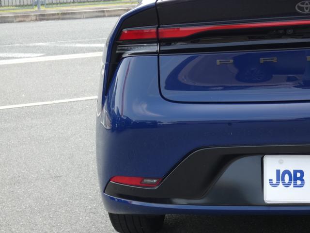 プリウス Z セーフティセンス トヨタチームメイト Bスポットモニター 12.3インチディスプレイオーディオ フルセグ ETC2.0 バックカメラ 革シート デジタルインナーミラー パワーバックドア ワンオーナー(29枚目)