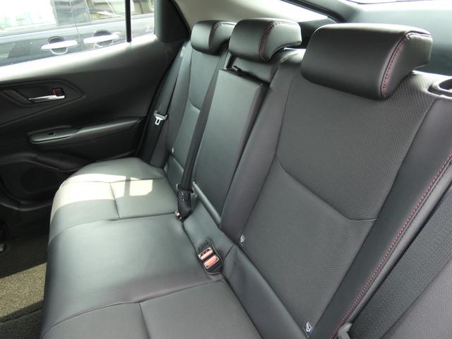 プリウス Z セーフティセンス トヨタチームメイト Bスポットモニター 12.3インチディスプレイオーディオ フルセグ ETC2.0 バックカメラ 革シート デジタルインナーミラー パワーバックドア ワンオーナー(67枚目)