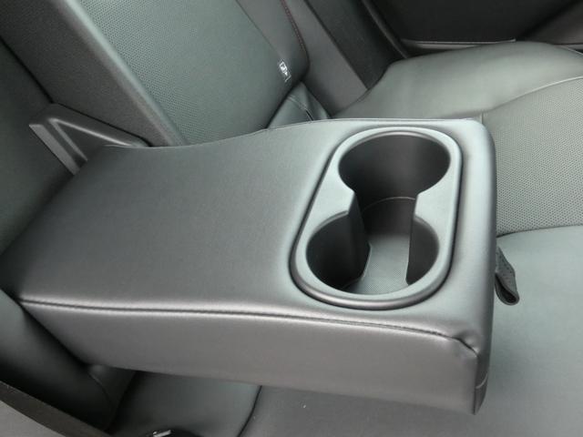 プリウス Z セーフティセンス トヨタチームメイト Bスポットモニター 12.3インチディスプレイオーディオ フルセグ ETC2.0 バックカメラ 革シート デジタルインナーミラー パワーバックドア ワンオーナー(72枚目)