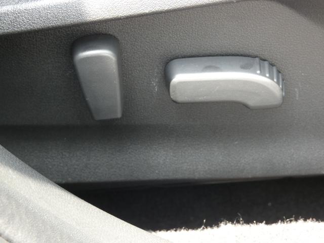 ＸＶ アドバンス　後期　４ＷＤ　アイサイトコアテクノロジー　アイサイトセイフティプラス　革シート　シートヒーター　パワーシート　純正ナビ　フルセグ　ＥＴＣ　ドラレコ　ＬＥＤヘッドランプ　社外１８インチＡＷ　ソナー（44枚目）