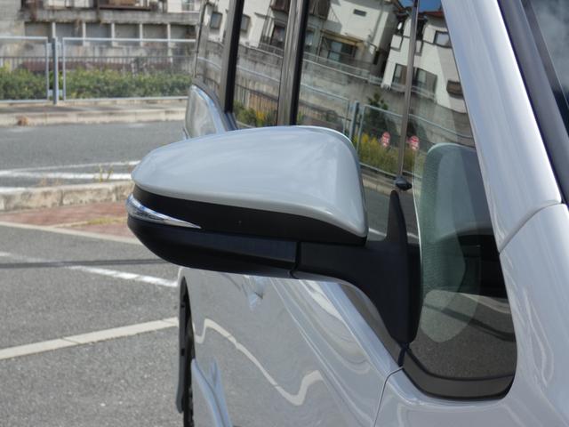 ヴォクシー ＺＳ　両側パワースライドドア　後席モニター　純正ナビ　フルセグ　ＥＴＣ　バックカメラ　ドライブレコーダー　ＬＥＤヘッドランプ　サンルーフ　ガラスルーフ　純正１６インチナビ　禁煙車（29枚目）