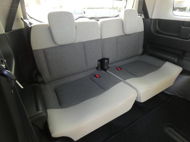 フリード e:HEVエアー EX ホンダセンシング 両側パワースライドドア ハーフレザーシート シートヒーター フルLEDヘッドランプ メモリーナビ フルセグ バックカメラ 純正15インチAW ウォークスルー 禁煙車 スマートキー(11枚目)