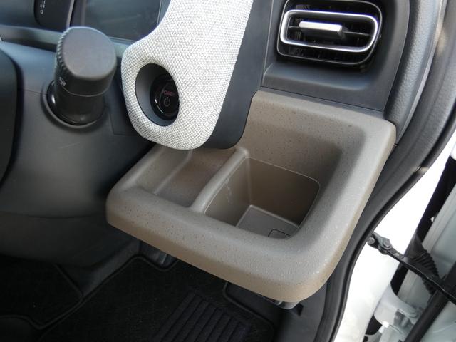 フリード e:HEVエアー EX ホンダセンシング 両側パワースライドドア ハーフレザーシート シートヒーター フルLEDヘッドランプ メモリーナビ フルセグ バックカメラ 純正15インチAW ウォークスルー 禁煙車 スマートキー(40枚目)