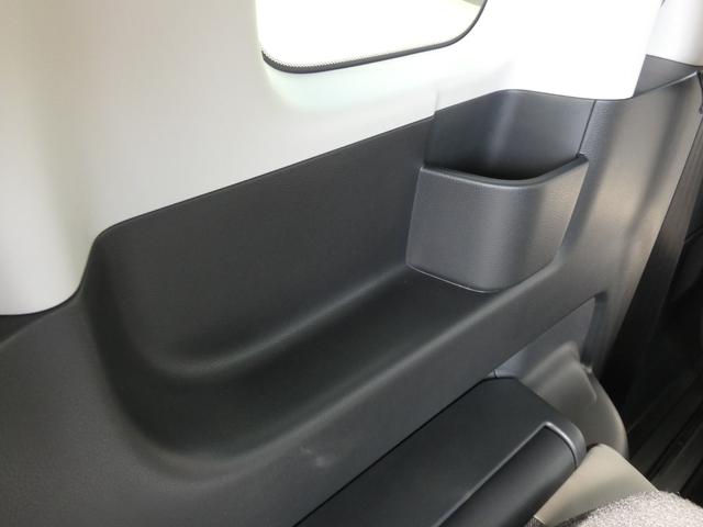 フリード e:HEVエアー EX ホンダセンシング 両側パワースライドドア ハーフレザーシート シートヒーター フルLEDヘッドランプ メモリーナビ フルセグ バックカメラ 純正15インチAW ウォークスルー 禁煙車 スマートキー(76枚目)