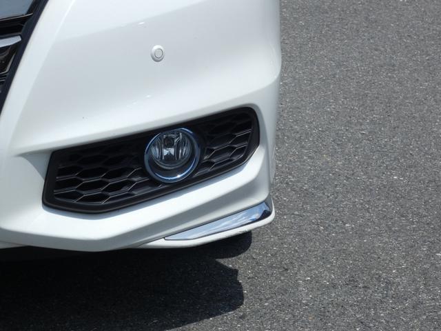 オデッセイハイブリッド ハイブリッドアブソルート・EXホンダセンシング ホンダセンシング 両側電動スライドドア 後席モニター Bスポットモニター ハーフレザーシート 純正ナビ フルセグ 全周囲カメラ ETC LEDヘッドランプ 純正17インチAW パワーシート オットマン(25枚目)