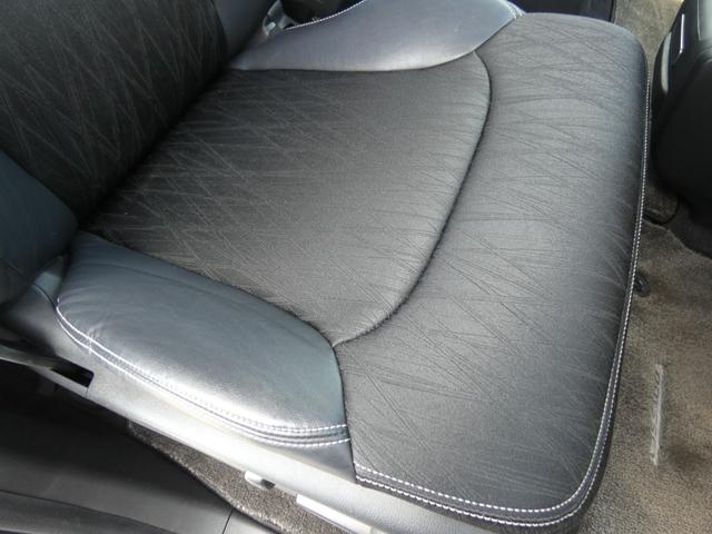 オデッセイハイブリッド ハイブリッドアブソルート・EXホンダセンシング ホンダセンシング 両側電動スライドドア 後席モニター Bスポットモニター ハーフレザーシート 純正ナビ フルセグ 全周囲カメラ ETC LEDヘッドランプ 純正17インチAW パワーシート オットマン(44枚目)