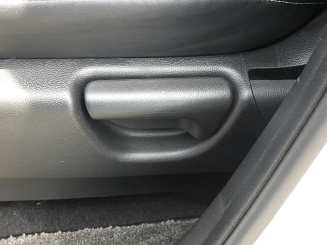 オデッセイハイブリッド ハイブリッドアブソルート・EXホンダセンシング ホンダセンシング 両側電動スライドドア 後席モニター Bスポットモニター ハーフレザーシート 純正ナビ フルセグ 全周囲カメラ ETC LEDヘッドランプ 純正17インチAW パワーシート オットマン(51枚目)