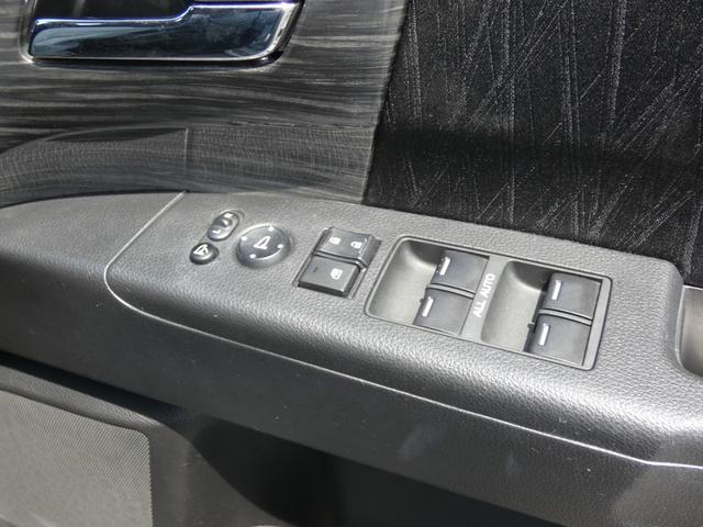 オデッセイハイブリッド ハイブリッドアブソルート・EXホンダセンシング ホンダセンシング 両側電動スライドドア 後席モニター Bスポットモニター ハーフレザーシート 純正ナビ フルセグ 全周囲カメラ ETC LEDヘッドランプ 純正17インチAW パワーシート オットマン(53枚目)