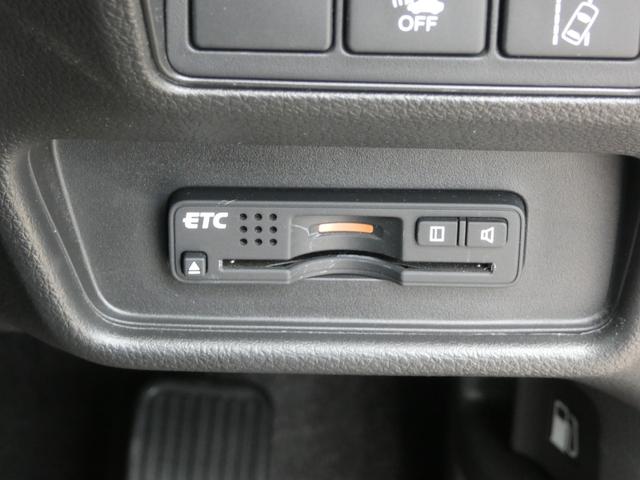 オデッセイハイブリッド ハイブリッドアブソルート・EXホンダセンシング ホンダセンシング 両側電動スライドドア 後席モニター Bスポットモニター ハーフレザーシート 純正ナビ フルセグ 全周囲カメラ ETC LEDヘッドランプ 純正17インチAW パワーシート オットマン(54枚目)