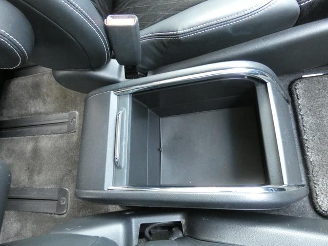 オデッセイハイブリッド ハイブリッドアブソルート・EXホンダセンシング ホンダセンシング 両側電動スライドドア 後席モニター Bスポットモニター ハーフレザーシート 純正ナビ フルセグ 全周囲カメラ ETC LEDヘッドランプ 純正17インチAW パワーシート オットマン(63枚目)