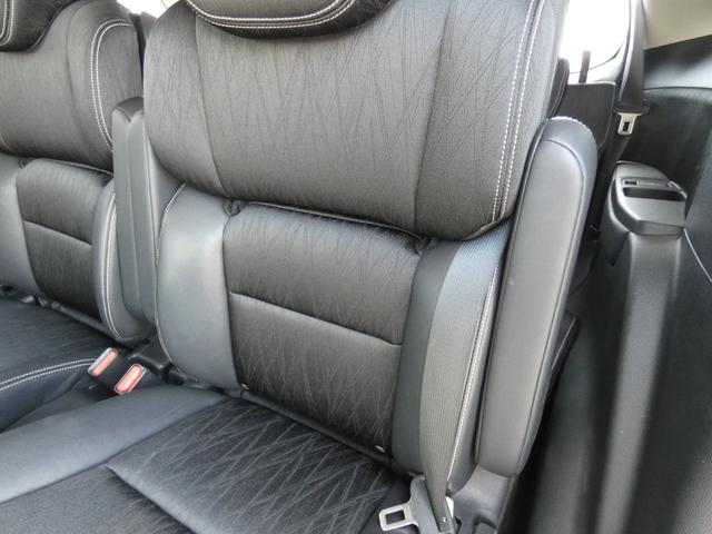 オデッセイハイブリッド ハイブリッドアブソルート・EXホンダセンシング ホンダセンシング 両側電動スライドドア 後席モニター Bスポットモニター ハーフレザーシート 純正ナビ フルセグ 全周囲カメラ ETC LEDヘッドランプ 純正17インチAW パワーシート オットマン(69枚目)