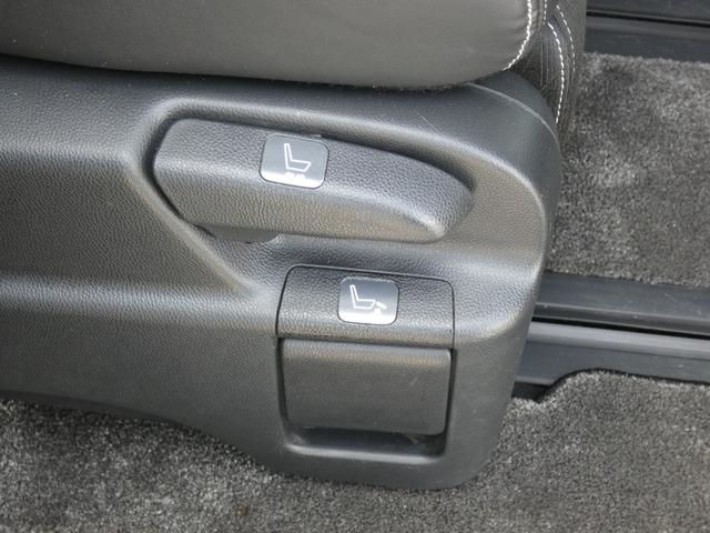 オデッセイハイブリッド ハイブリッドアブソルート・EXホンダセンシング ホンダセンシング 両側電動スライドドア 後席モニター Bスポットモニター ハーフレザーシート 純正ナビ フルセグ 全周囲カメラ ETC LEDヘッドランプ 純正17インチAW パワーシート オットマン(74枚目)