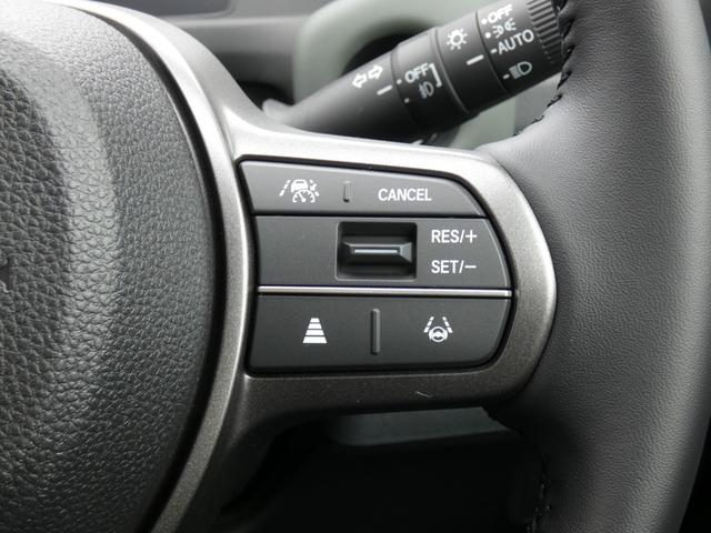 フリード クロスター　両側パワースライドドア　ホンダセンシング　前後ソナー　ＬＥＤヘッドランプ　シートヒーター　ハーフレザーシート　純正１５インチＡＷ　ワンオーナー　禁煙車（5枚目）