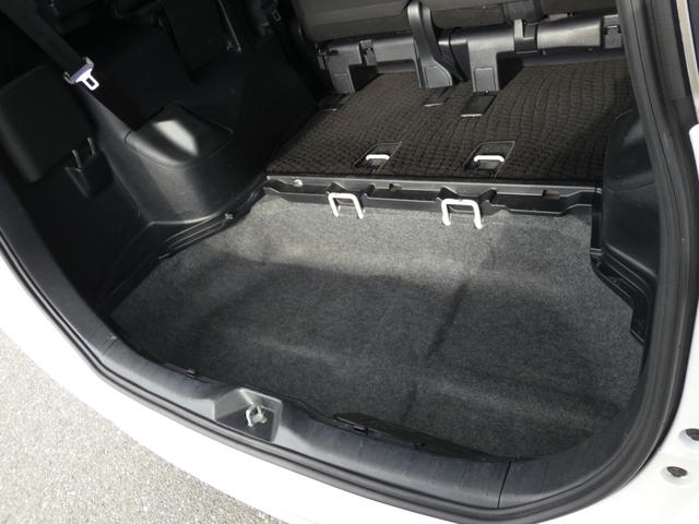 ノア X 後期 セーフティセンスC パワースライドドア ディスプレイオーディオ クルーズコントロール LEDヘッドランプ アイドリングストップ 禁煙車(10枚目)