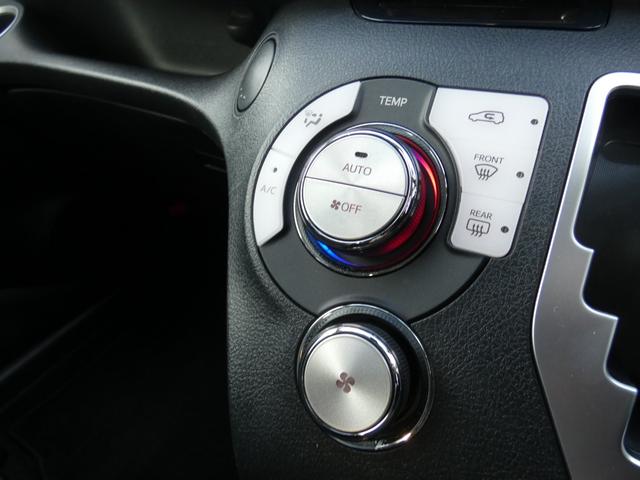 シエンタ ハイブリッドＧ　クエロ　後期　セーフティセンス　両側電動スライドドア　クルーズコントロール　ハーフレザーシート　純正９インチナビ　フルセグ　バックカメラ　ＥＴＣ２．０　ドラレコ　ＬＥＤヘッドランプ　純正１５インチＡＷ　ソナー（9枚目）