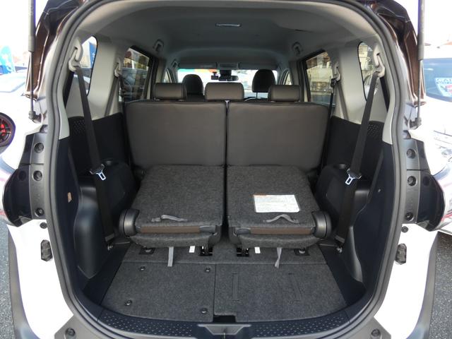 シエンタ ハイブリッドＧ　クエロ　後期　セーフティセンス　両側電動スライドドア　クルーズコントロール　ハーフレザーシート　純正９インチナビ　フルセグ　バックカメラ　ＥＴＣ２．０　ドラレコ　ＬＥＤヘッドランプ　純正１５インチＡＷ　ソナー（12枚目）