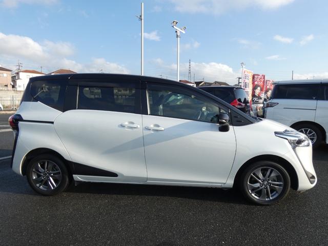 シエンタ ハイブリッドＧ　クエロ　後期　セーフティセンス　両側電動スライドドア　クルーズコントロール　ハーフレザーシート　純正９インチナビ　フルセグ　バックカメラ　ＥＴＣ２．０　ドラレコ　ＬＥＤヘッドランプ　純正１５インチＡＷ　ソナー（31枚目）