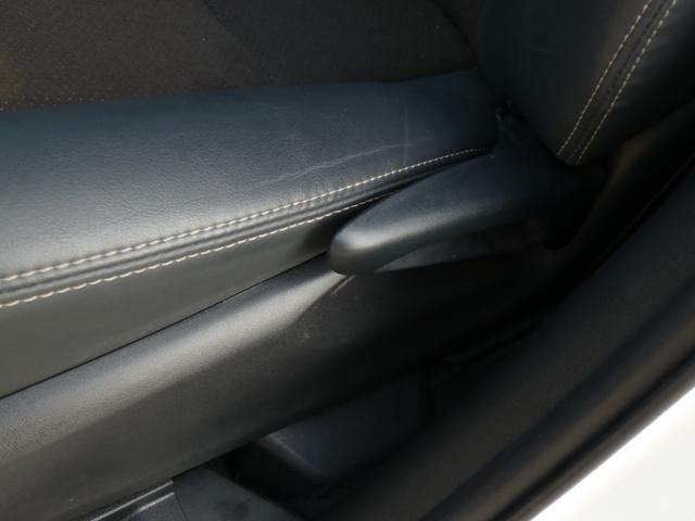 シエンタ ハイブリッドＧ　クエロ　後期　セーフティセンス　両側電動スライドドア　クルーズコントロール　ハーフレザーシート　純正９インチナビ　フルセグ　バックカメラ　ＥＴＣ２．０　ドラレコ　ＬＥＤヘッドランプ　純正１５インチＡＷ　ソナー（52枚目）