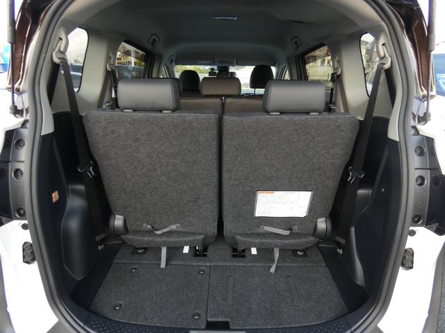 シエンタ ハイブリッドＧ　クエロ　後期　セーフティセンス　両側電動スライドドア　クルーズコントロール　ハーフレザーシート　純正９インチナビ　フルセグ　バックカメラ　ＥＴＣ２．０　ドラレコ　ＬＥＤヘッドランプ　純正１５インチＡＷ　ソナー（78枚目）