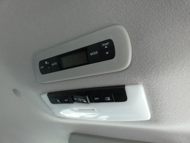 セレナ e-パワー ハイウェイスターV 全方位運転支援システム セーフティパックA 両側パワースライドドア 後席モニター プロパイロット レーダークルーズコントロール アダプティブLEDヘッドランプ 電動Pブレーキ 純正ナビ フルセグ(15枚目)