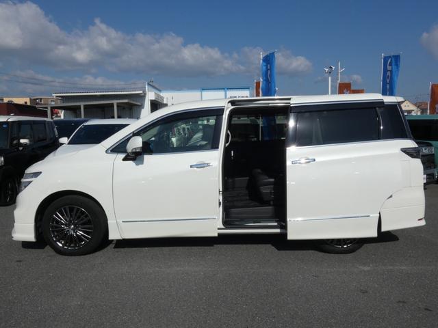 エルグランド ２５０ハイウェイスターＳ　アーバンクロム　後期　両側パワスラ　ハーフレザーシート　クルーズコントロール　全周囲カメラ　カーウイングス対応ＨＤＤナビ　フルセグ　ドラレコ　ＥＴＣ　ＤＶＤ　ＬＥＤヘッドランプ　純正１８インチＡＷ　前後ソナー（21枚目）