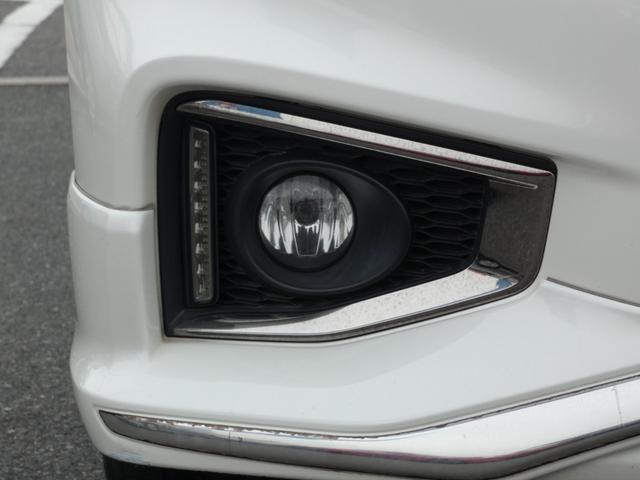 エルグランド ２５０ハイウェイスターＳ　アーバンクロム　後期　両側パワスラ　ハーフレザーシート　クルーズコントロール　全周囲カメラ　カーウイングス対応ＨＤＤナビ　フルセグ　ドラレコ　ＥＴＣ　ＤＶＤ　ＬＥＤヘッドランプ　純正１８インチＡＷ　前後ソナー（23枚目）