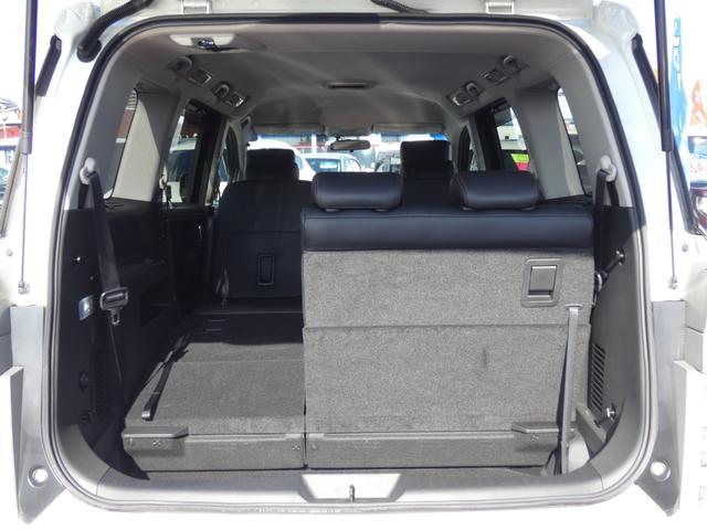 エルグランド ２５０ハイウェイスターＳ　アーバンクロム　後期　両側パワスラ　ハーフレザーシート　クルーズコントロール　全周囲カメラ　カーウイングス対応ＨＤＤナビ　フルセグ　ドラレコ　ＥＴＣ　ＤＶＤ　ＬＥＤヘッドランプ　純正１８インチＡＷ　前後ソナー（77枚目）