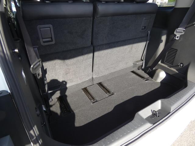 エルグランド ２５０ハイウェイスターＳ　アーバンクロム　後期　両側パワスラ　ハーフレザーシート　クルーズコントロール　全周囲カメラ　カーウイングス対応ＨＤＤナビ　フルセグ　ドラレコ　ＥＴＣ　ＤＶＤ　ＬＥＤヘッドランプ　純正１８インチＡＷ　前後ソナー（80枚目）