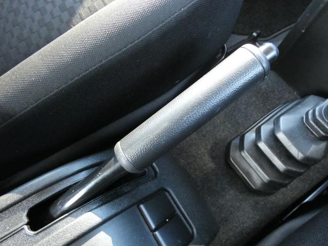 ジムニー ＸＧ　４ＷＤ　メモリーナビ　フルセグ　ＤＶＤ　Ｂｌｕｅｔｏｏｔｈ　ダウンヒルアシスト　ワンオーナー　アイドリングストップ　オートライト　純正１５インチＡＷ（35枚目）