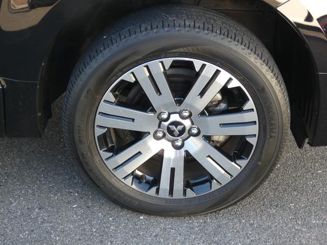 デリカＤ：５ Ｐ　両側パワスラ　１０．１型ナビ　フルセグ　ＥＴＣ　レーダークルーズ　衝突軽減　ＢＳＭ　パワーバックドア　パワーシート　純正１８インチＡＷ　ステアリングヒーター　シートヒーター　ドラレコ　プッシュスタート（33枚目）