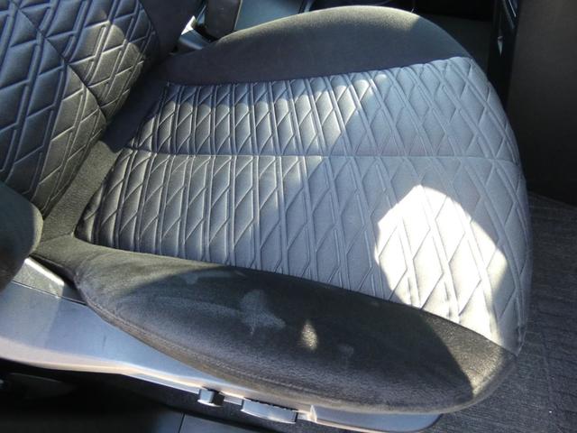 デリカＤ：５ Ｐ　両側パワスラ　１０．１型ナビ　フルセグ　ＥＴＣ　レーダークルーズ　衝突軽減　ＢＳＭ　パワーバックドア　パワーシート　純正１８インチＡＷ　ステアリングヒーター　シートヒーター　ドラレコ　プッシュスタート（44枚目）