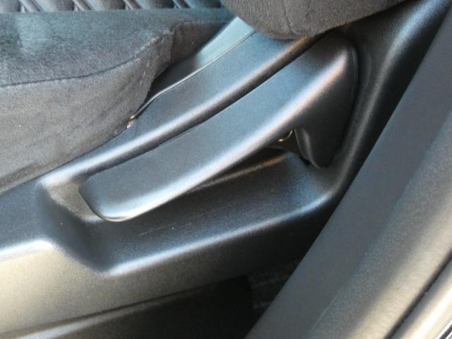 デリカＤ：５ Ｐ　両側パワスラ　１０．１型ナビ　フルセグ　ＥＴＣ　レーダークルーズ　衝突軽減　ＢＳＭ　パワーバックドア　パワーシート　純正１８インチＡＷ　ステアリングヒーター　シートヒーター　ドラレコ　プッシュスタート（50枚目）