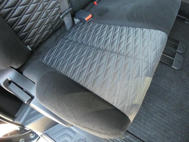 デリカＤ：５ Ｐ　両側パワスラ　１０．１型ナビ　フルセグ　ＥＴＣ　レーダークルーズ　衝突軽減　ＢＳＭ　パワーバックドア　パワーシート　純正１８インチＡＷ　ステアリングヒーター　シートヒーター　ドラレコ　プッシュスタート（73枚目）