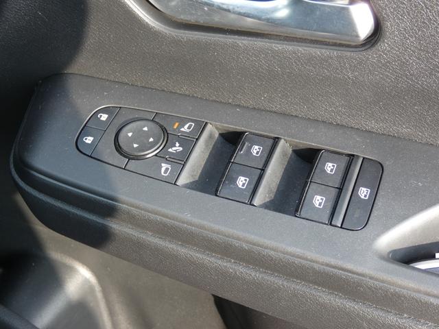 セレナ e-パワー ハイウェイスターV 防水シート車 後席モニター 全方位運転支援システム 両側パワスラ 純正12.3インチコネクトナビ フルセグ ETC2.0 全周囲カメラ デジタルインナーミラー 前後ソナー 前後ドラレコ BSM 禁煙車(53枚目)