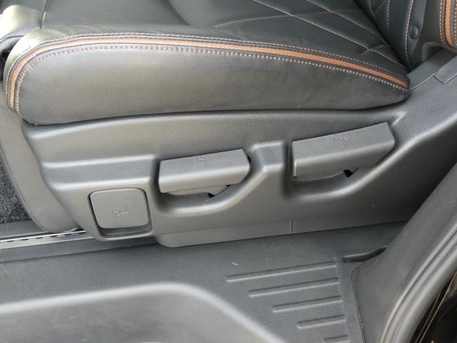 エルグランド 350ハイウェイスタープレミアム 両側パワスラ HDDナビ 11インチ後席モニター フルセグ ETC 全周囲カメラ 衝突被害軽減 革シート オットマン 前後ソナー シートヒーター レーダークルーズコントロール 純正18インチAW(78枚目)